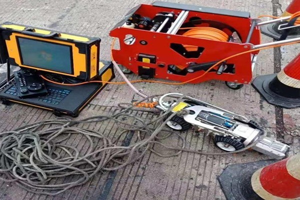 玛曲CCTV管道检测机器人