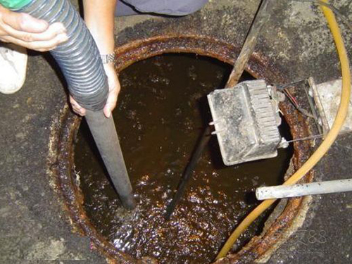 玛曲隔油池清理